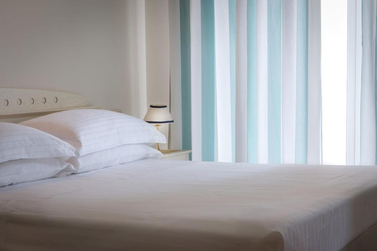 Mure Hotel Нумана Екстериор снимка