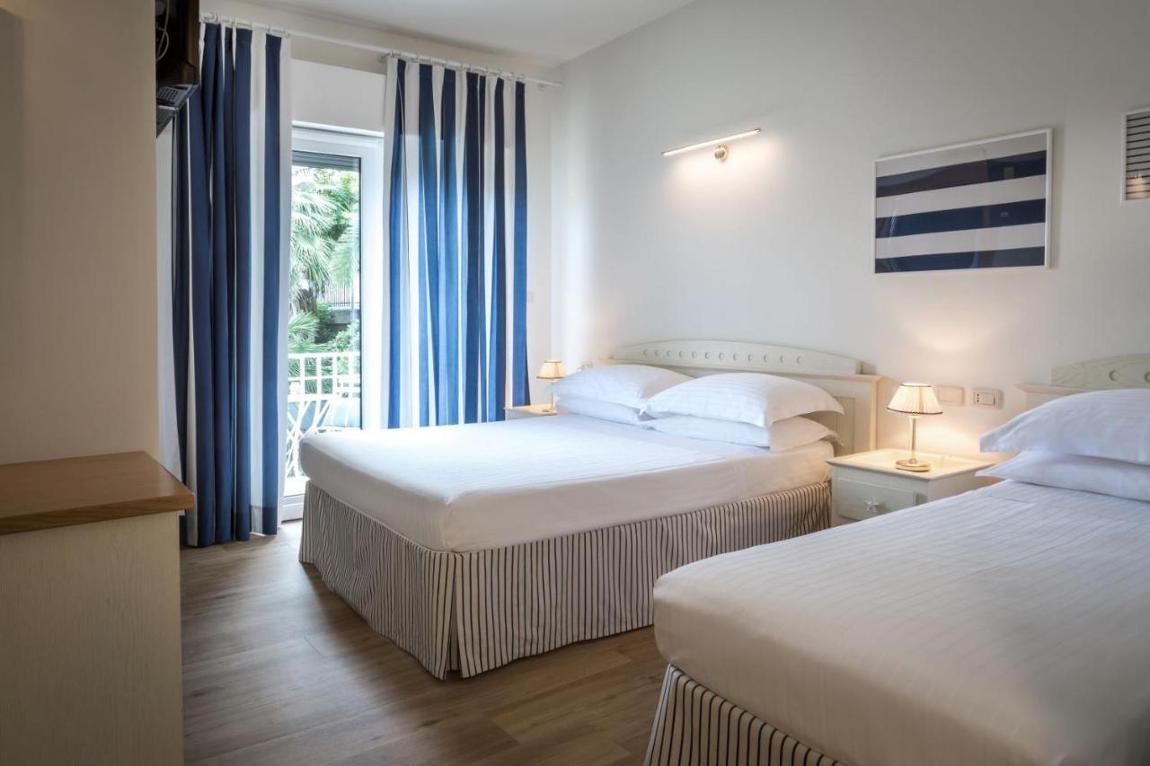 Mure Hotel Нумана Екстериор снимка