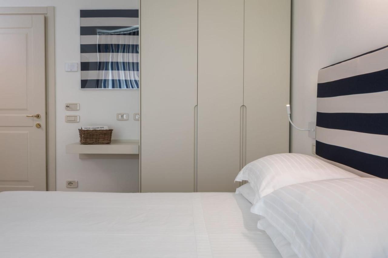 Mure Hotel Нумана Екстериор снимка