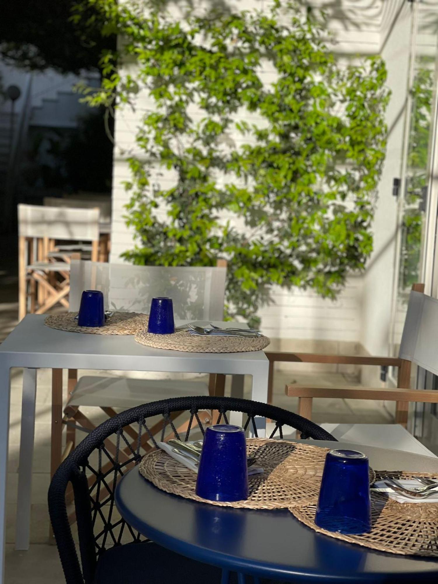 Mure Hotel Нумана Екстериор снимка