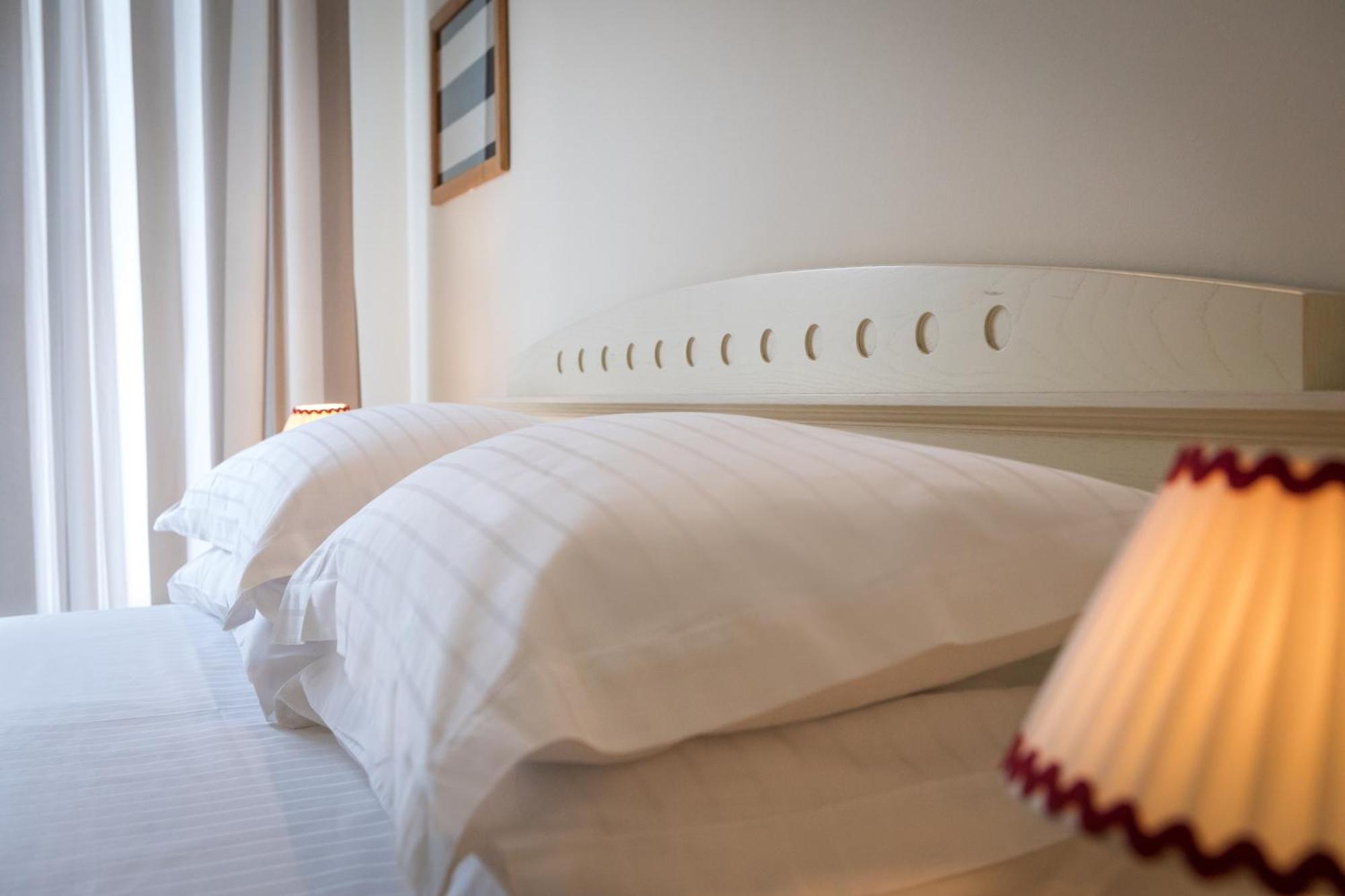 Mure Hotel Нумана Екстериор снимка